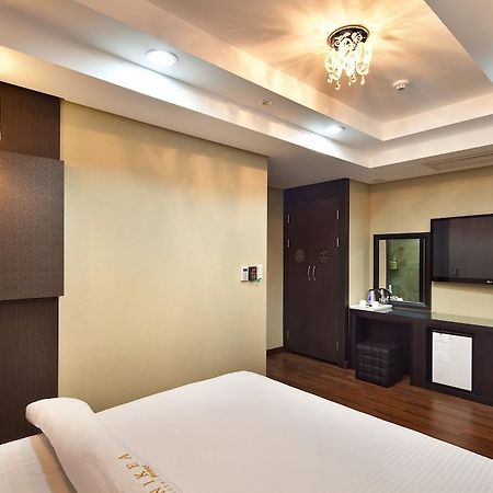 Press Hotel Ciudad Metropolitana de Ciudad Metropolitana de Busan Habitación foto